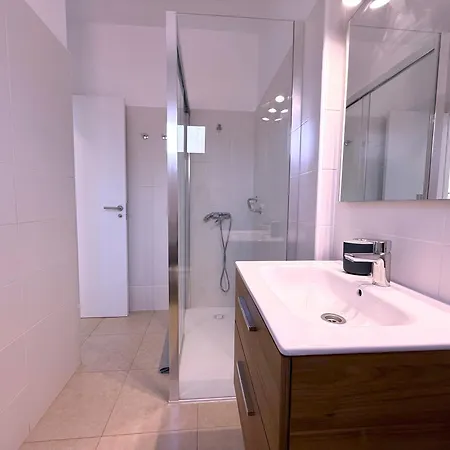 Tropicalidays Marina View