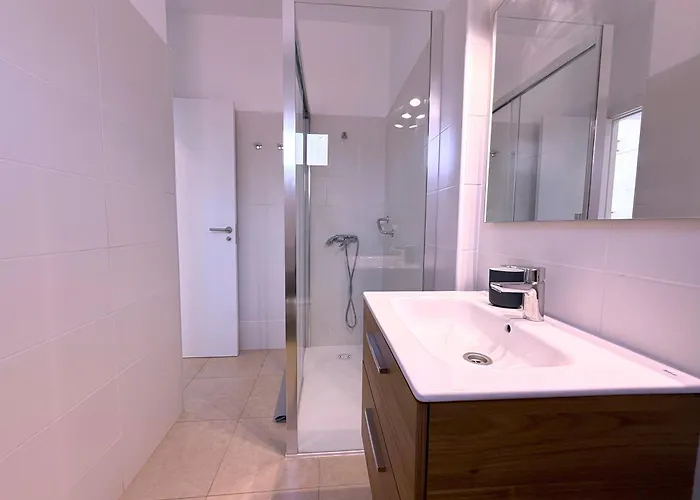 Tropicalidays Marina View