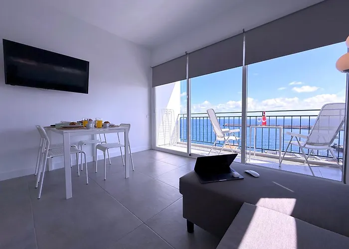 Tropicalidays Marina View *