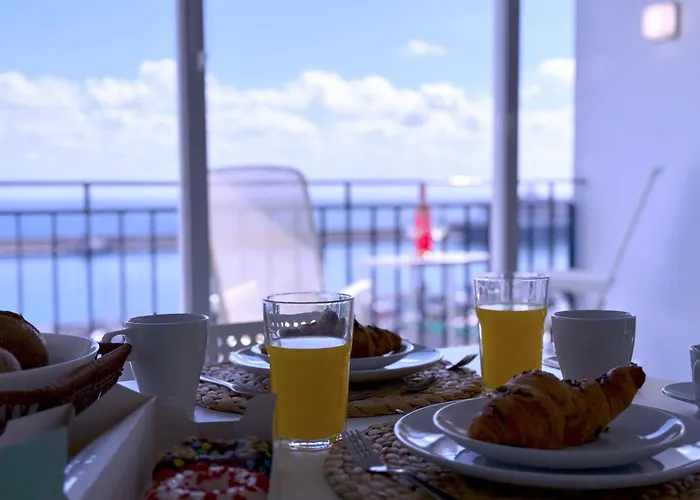 Tropicalidays Marina View